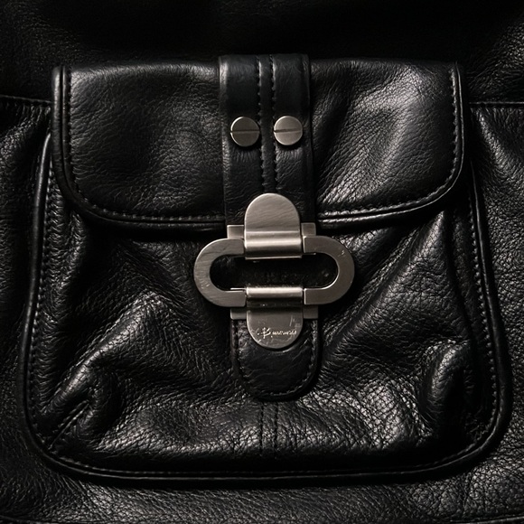 Black leather B.Makowsky purse - Picture 9 of 12